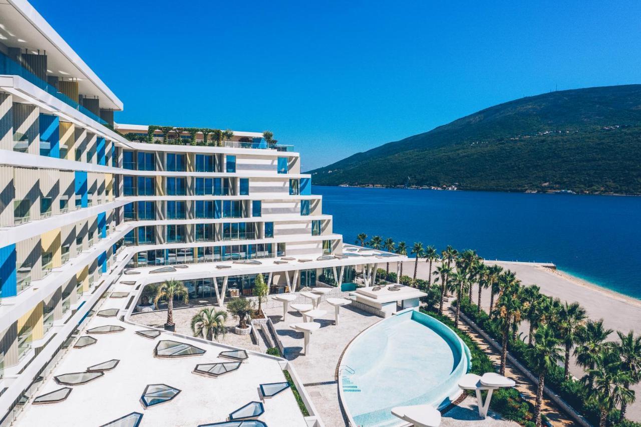 Carine Hotel Kumbor Superior Herceg Novi Exteriér fotografie