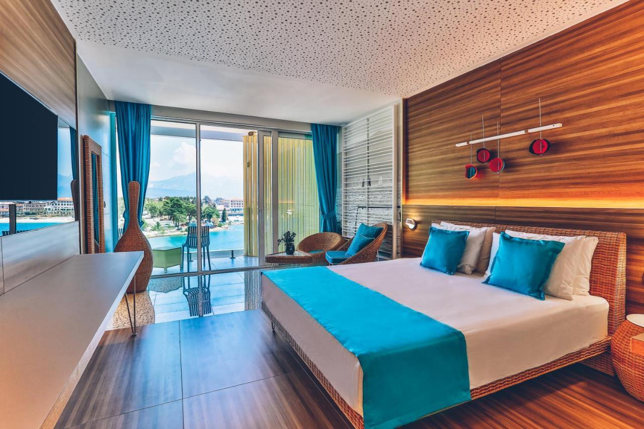Carine Hotel Kumbor Superior Herceg Novi Exteriér fotografie