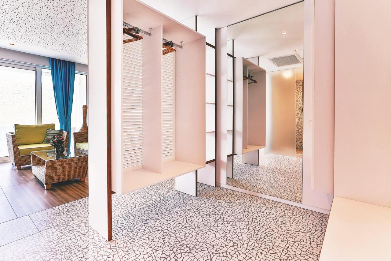 Carine Hotel Kumbor Superior Herceg Novi Exteriér fotografie