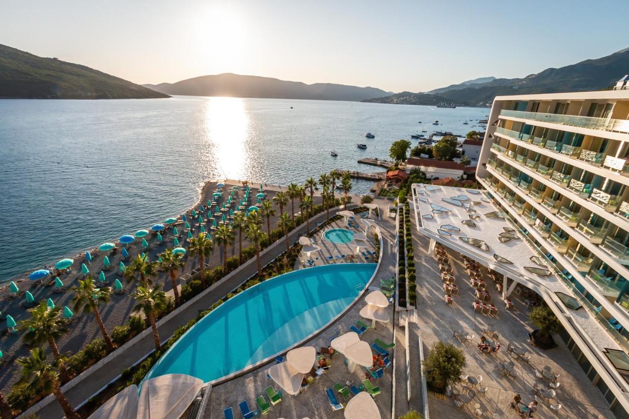 Carine Hotel Kumbor Superior Herceg Novi Exteriér fotografie