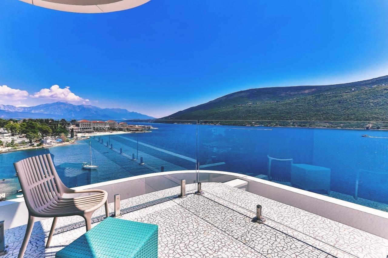 Carine Hotel Kumbor Superior Herceg Novi Exteriér fotografie