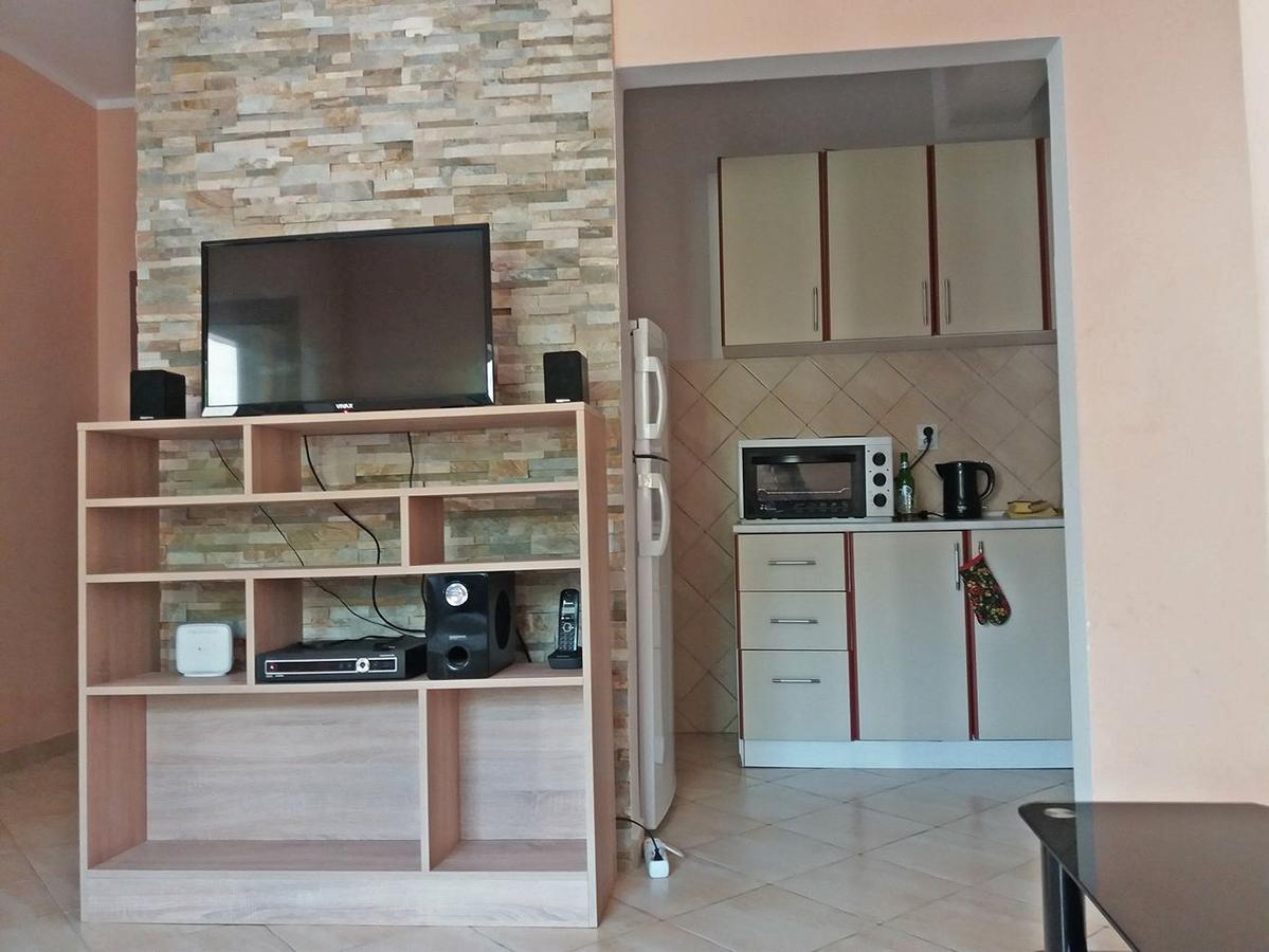 Carine Hotel Kumbor Superior Herceg Novi Exteriér fotografie
